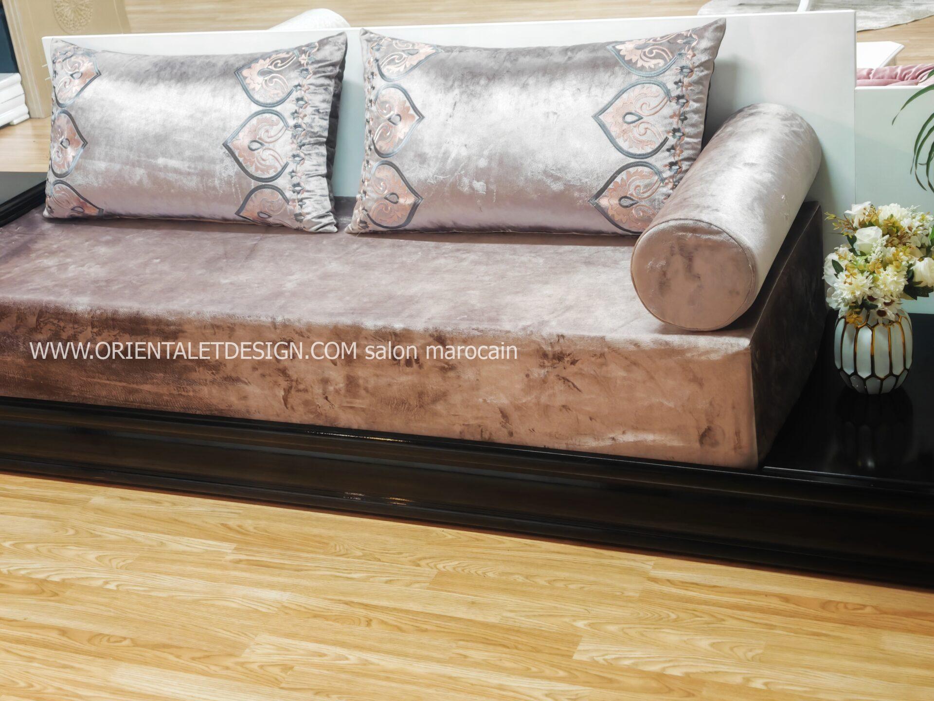 Tissu Velours Rose Poudré - Élégance et Douceur – Image 4