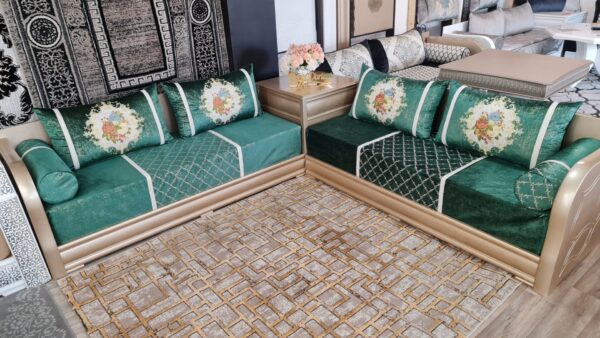 Tissu Vert Royal Brodé - Style Classique et Élégant – Image 10