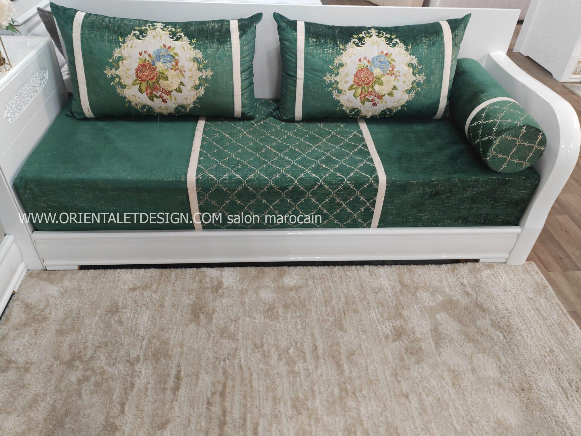 Tissu salon marocain Vert Royal Brodé - Style Classique et Élégant – Image 3